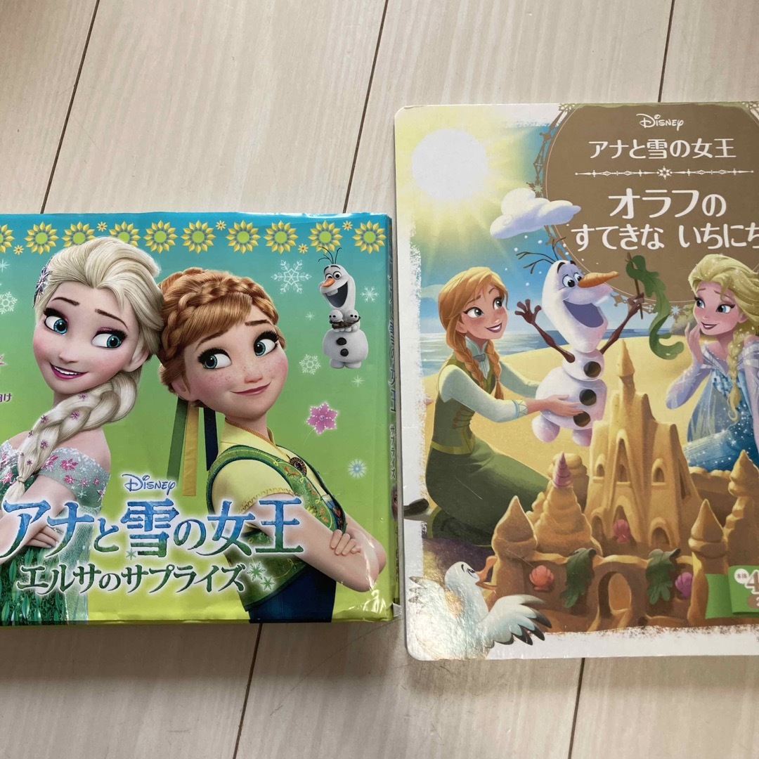 Disney(ディズニー)のアナ雪　絵本　２冊セット　中古 エンタメ/ホビーの本(絵本/児童書)の商品写真