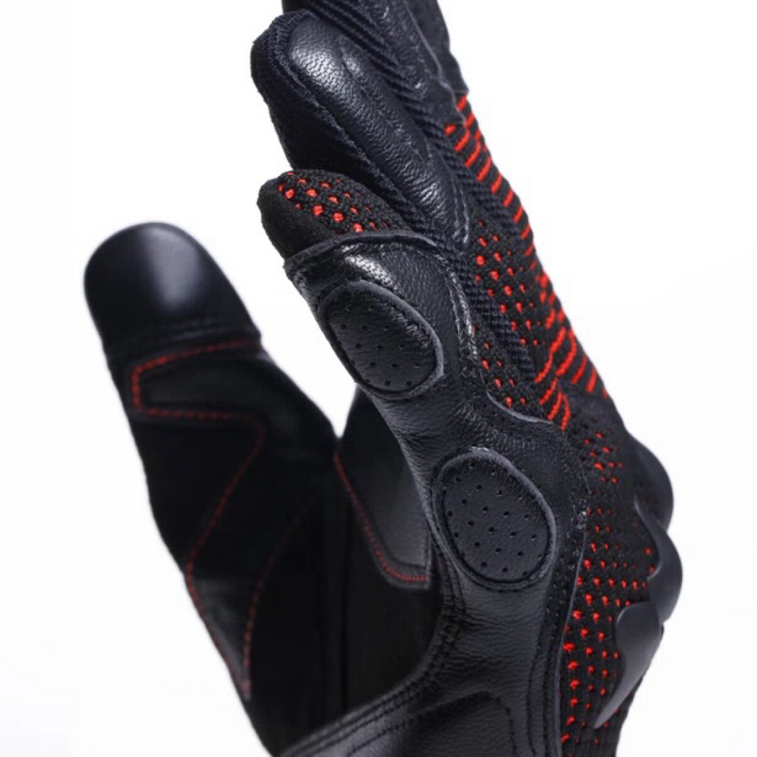 DAINESE ダイネーゼ　UNRULY ERGO-TEKグローブ　EUサイズＭ 自動車/バイクのバイク(装備/装具)の商品写真