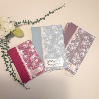 eri Physicsさま専用☆siulas☆文庫本カバーお花刺繍レースオーダー(ブックカバー)