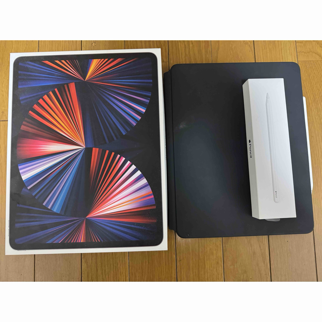 Apple(アップル)のipad pro 12.9インチ　128GB Wi-Fi 5世代 スマホ/家電/カメラのPC/タブレット(タブレット)の商品写真