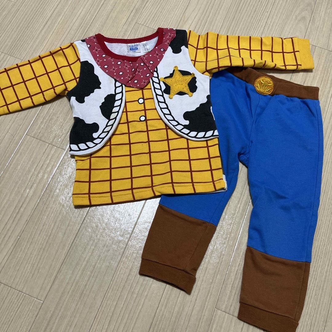 Disney(ディズニー)の100 トイストーリー キッズ/ベビー/マタニティのキッズ服男の子用(90cm~)(パジャマ)の商品写真