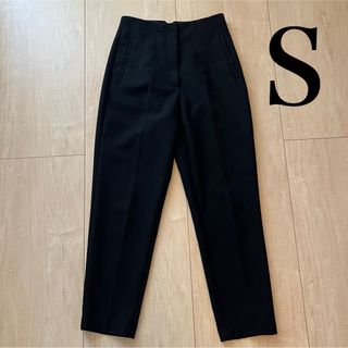 ザラ(ZARA)のZARA ザラ ハイウエストテーパードパンツ Sサイズ(カジュアルパンツ)