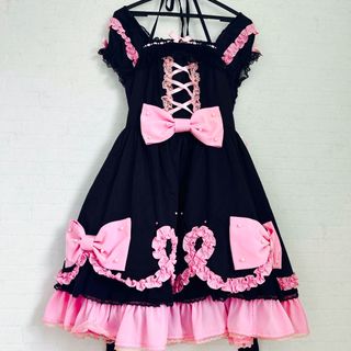 アンジェリックプリティー(Angelic Pretty)のえ3 アンジェリックプリティ　くるくるリボン　ジャンパースカート　黒　ピンク(ひざ丈ワンピース)