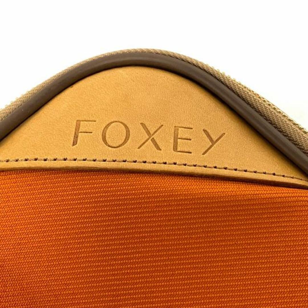FOXEY(フォクシー)のFOXEY(フォクシー) キャリーバッグ - オレンジ×ベージュ×黒 TSAなし/本体ダイヤルロックなし ポリエステル×ナイロン×レザー レディースのバッグ(スーツケース/キャリーバッグ)の商品写真