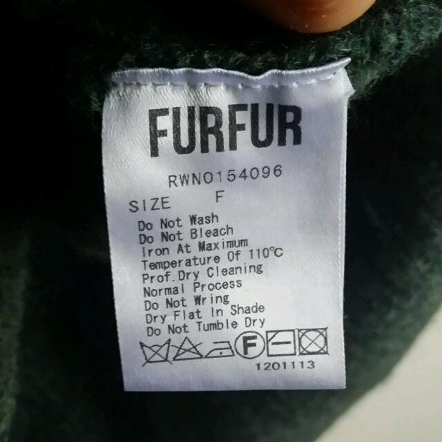 fur fur(ファーファー)の送料無料♪FurFur ウールセーター/ニットワンピース s レディースのトップス(ニット/セーター)の商品写真