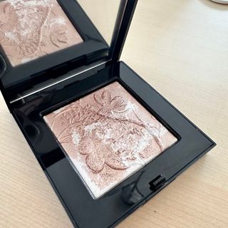 ボビイブラウン(BOBBI BROWN)のボビィブラウン　ハイライティングパウダーL01ピンクグロウ(フェイスパウダー)