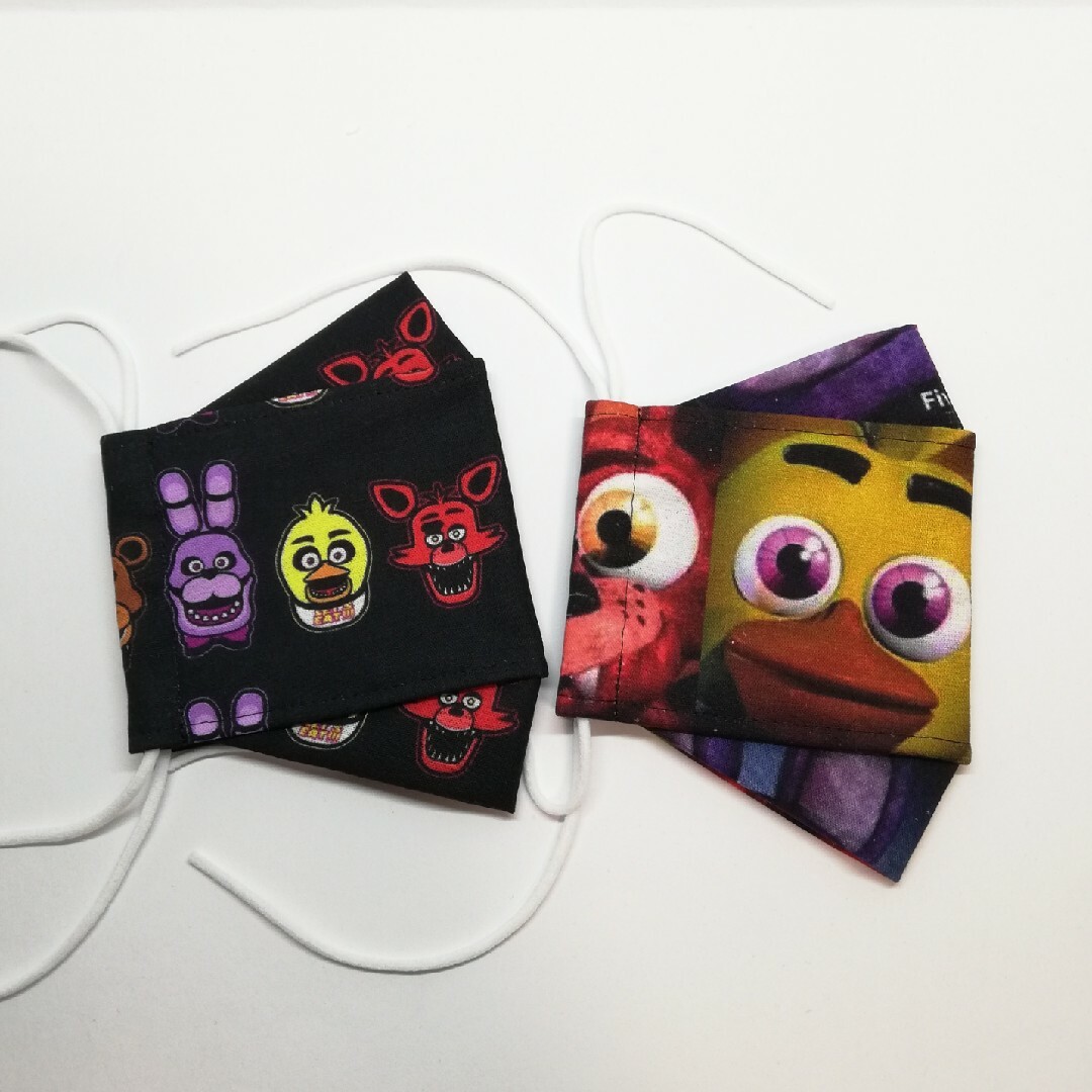 専用 ハンドメイド マスク Five Nights at Freddy's ハンドメイドのキッズ/ベビー(その他)の商品写真