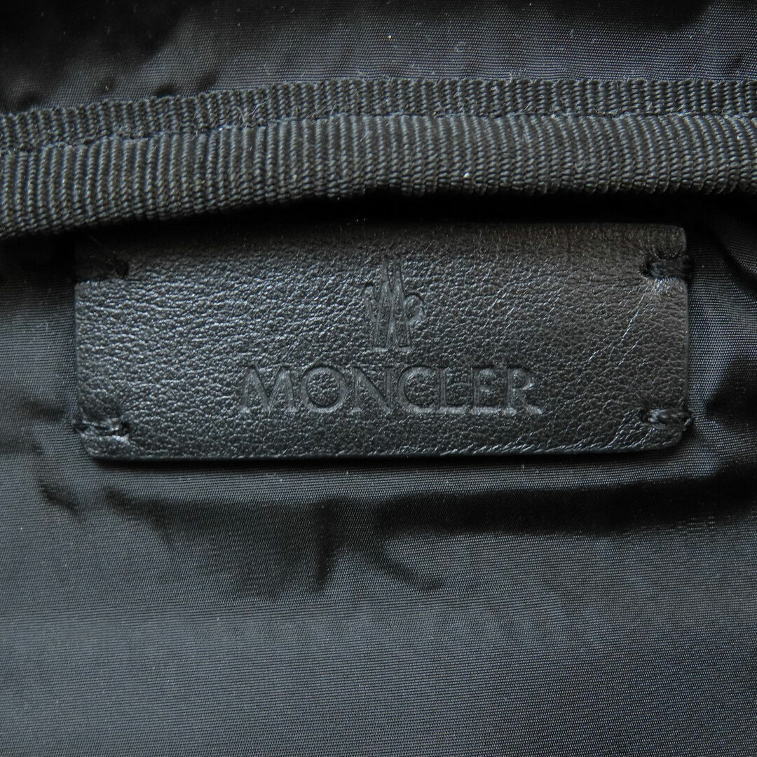 MONCLER(モンクレール)のMONCLER ロゴ ボディバッグ ナイロン レディース レディースのバッグ(ボディバッグ/ウエストポーチ)の商品写真