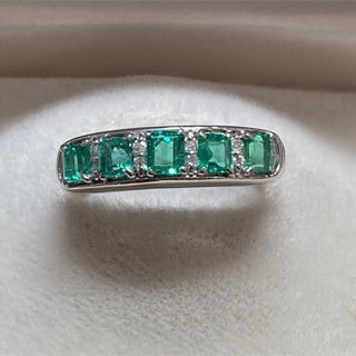 Pt900 0.79ct 透明感のあるエメラルド　ダイヤモンド　リング　指輪(リング(指輪))