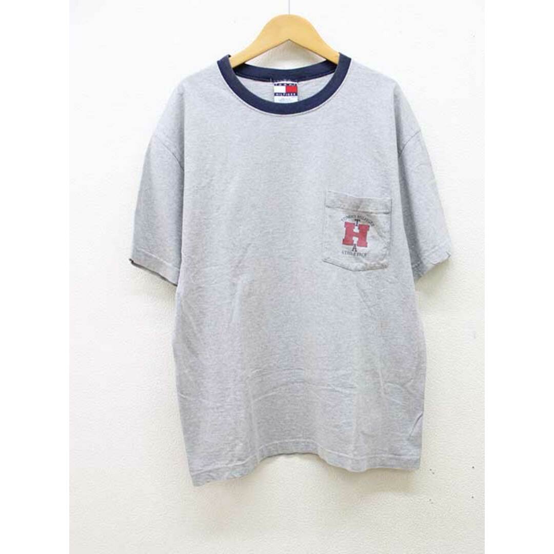 TOMMY HILFIGER(トミーヒルフィガー)の【新入荷】■TOMMY HILFIGER/トミーヒルフィガー■ポケットTシャツ/半袖  ライトグレー メンズ S/P【中古】春夏秋冬 514042 メンズのトップス(Tシャツ/カットソー(半袖/袖なし))の商品写真