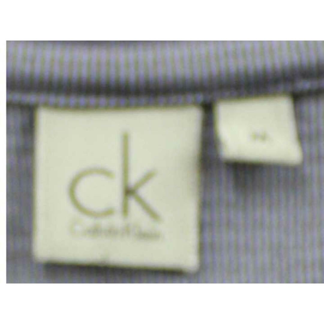 Calvin Klein(カルバンクライン)の【夏物新入荷】■Calvin Klein/カルバンクライン■Vネックカットソー/半袖 ネイビー/紺 メンズ M【中古】夏 514042 メンズのトップス(Tシャツ/カットソー(半袖/袖なし))の商品写真