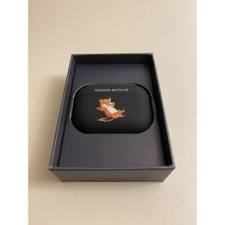 MAISON KITSUNE' - メゾンキツネ Chillax Fox AirPods Pro ケース