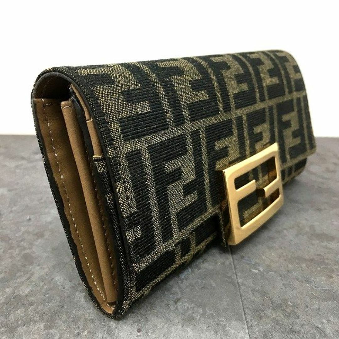 FENDI(フェンディ)の478 極美品 フェンディ 長財布 8M0251 ズッカ柄 箱付き 478 レディースのファッション小物(財布)の商品写真