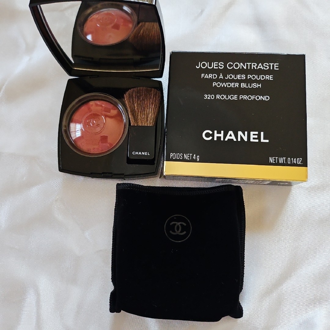 CHANEL(シャネル)のシャネルCHANEL320ジュコントゥラストルージュプロフォン(チークカラー) コスメ/美容のベースメイク/化粧品(チーク)の商品写真