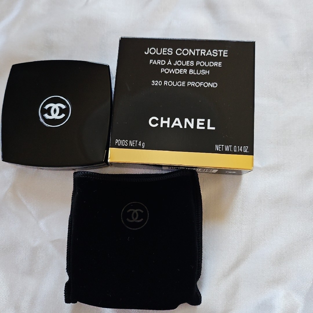 CHANEL(シャネル)のシャネルCHANEL320ジュコントゥラストルージュプロフォン(チークカラー) コスメ/美容のベースメイク/化粧品(チーク)の商品写真