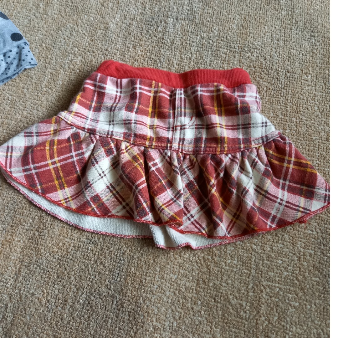 女の子スカート2点　95 キッズ/ベビー/マタニティのキッズ服女の子用(90cm~)(スカート)の商品写真