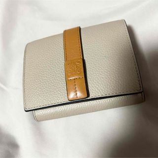 LOEWE - LOEWE ロエベ トライフォールドウォレット ライトオーツハニー