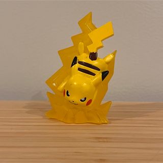 ポケモン(ポケモン)のピカチュウ　フィギュア(キャラクターグッズ)