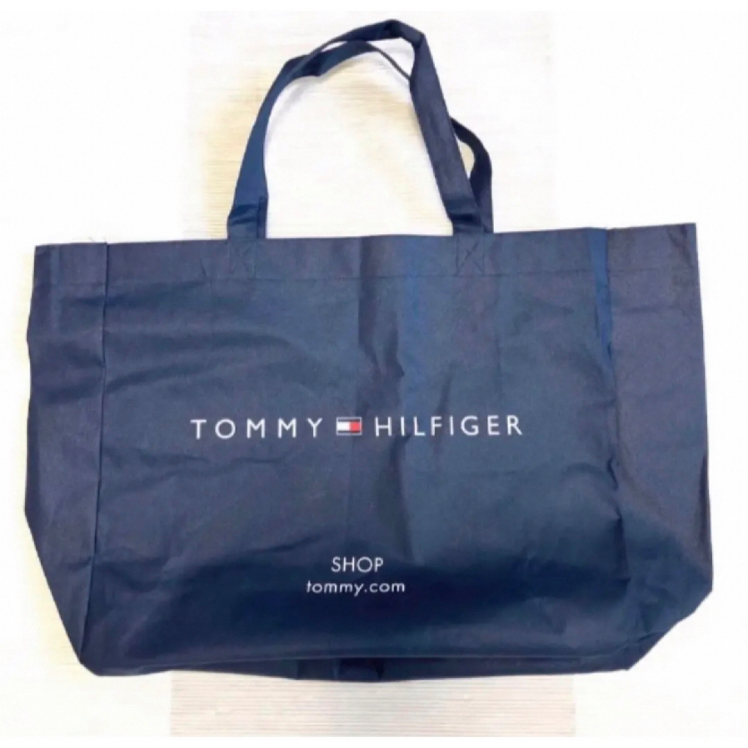 TOMMY HILFIGER(トミーヒルフィガー)の送料無料 TOMMY HILFIGER ロゴ入り 軽量トートバッグ レディースのバッグ(トートバッグ)の商品写真