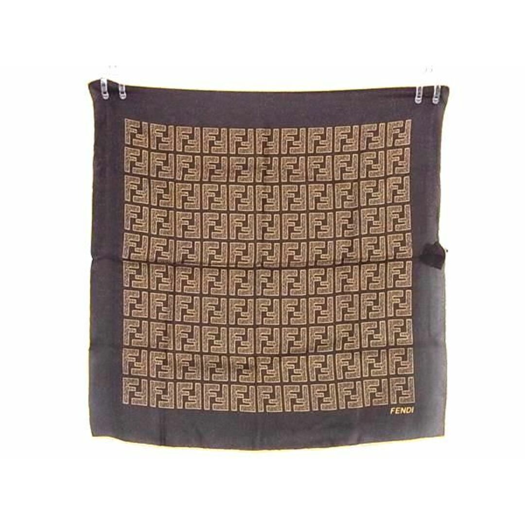 FENDI - □新品同様□ FENDI フェンディ ズッカ柄 シルク100 FENDI - □新品同様□ FENDI フェンディ ズッカ柄 シルク100
