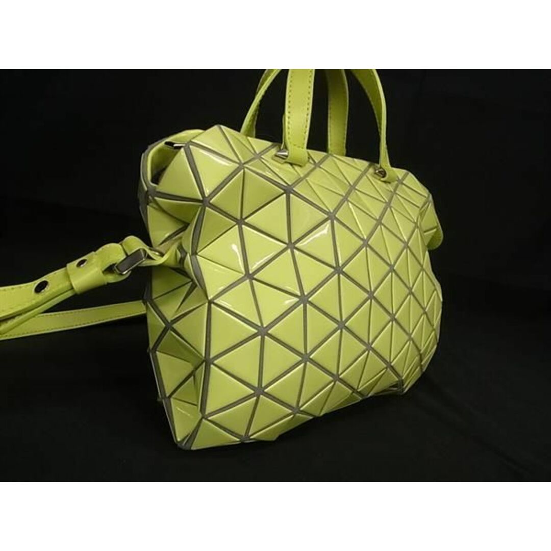 ISSEY MIYAKE(イッセイミヤケ)の■新品同様■ BAO BAO ISSEY MIYAKE バオバオイッセイミヤケ PVC 2WAY ハンドバッグ ショルダー レディース イエロー系 AW5148 レディースのアクセサリー(その他)の商品写真