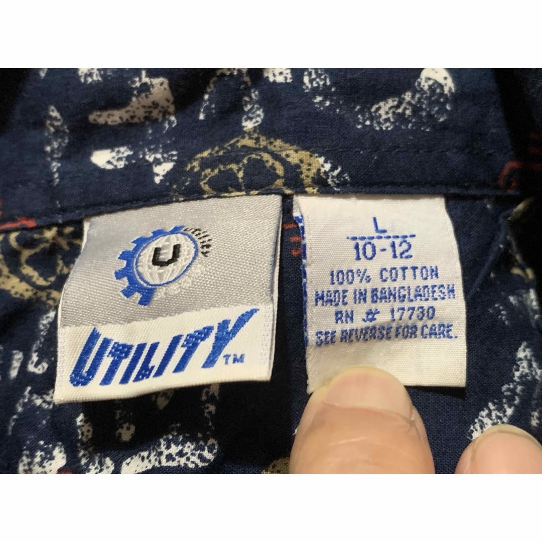 米国　ヴィンテージアロハ『UTILTY』　半袖シャツ メンズのトップス(シャツ)の商品写真