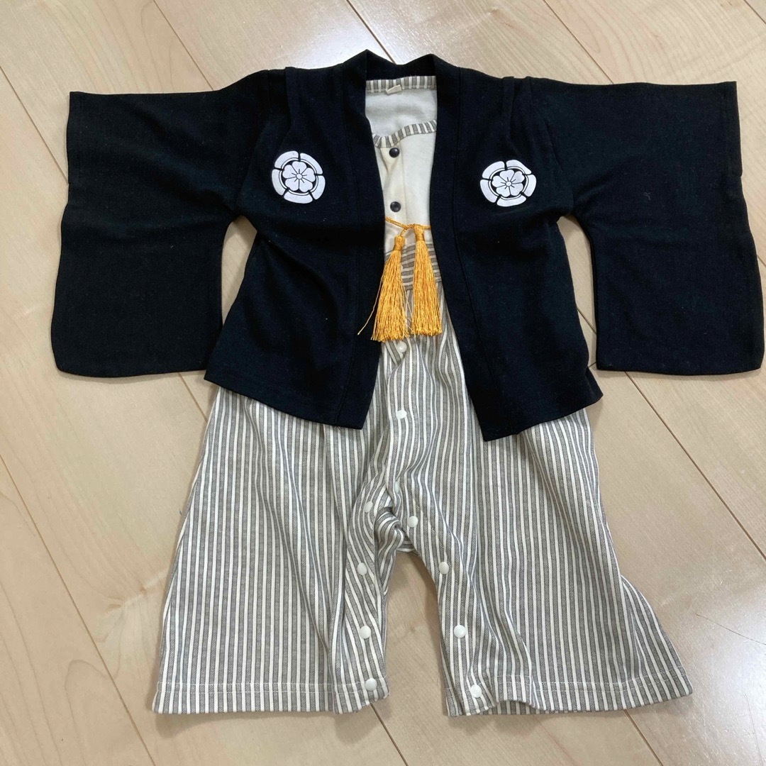 値下げしました　袴ロンパース　サイズ80 キッズ/ベビー/マタニティのベビー服(~85cm)(ロンパース)の商品写真