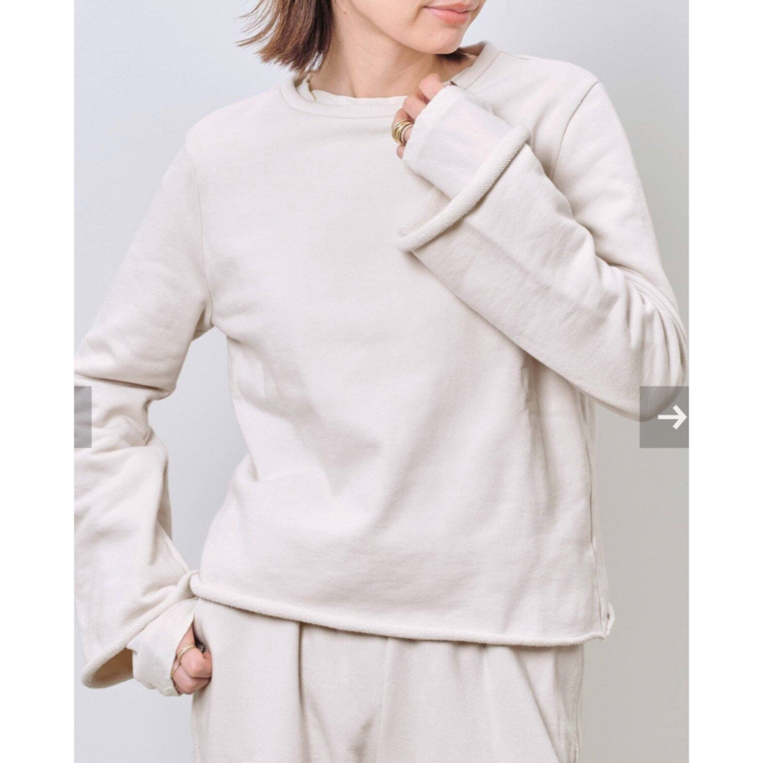 L'Appartement DEUXIEME CLASSE(アパルトモンドゥーズィエムクラス)のL'Appartement GREYCHORD Bell sleeve Tops レディースのトップス(トレーナー/スウェット)の商品写真