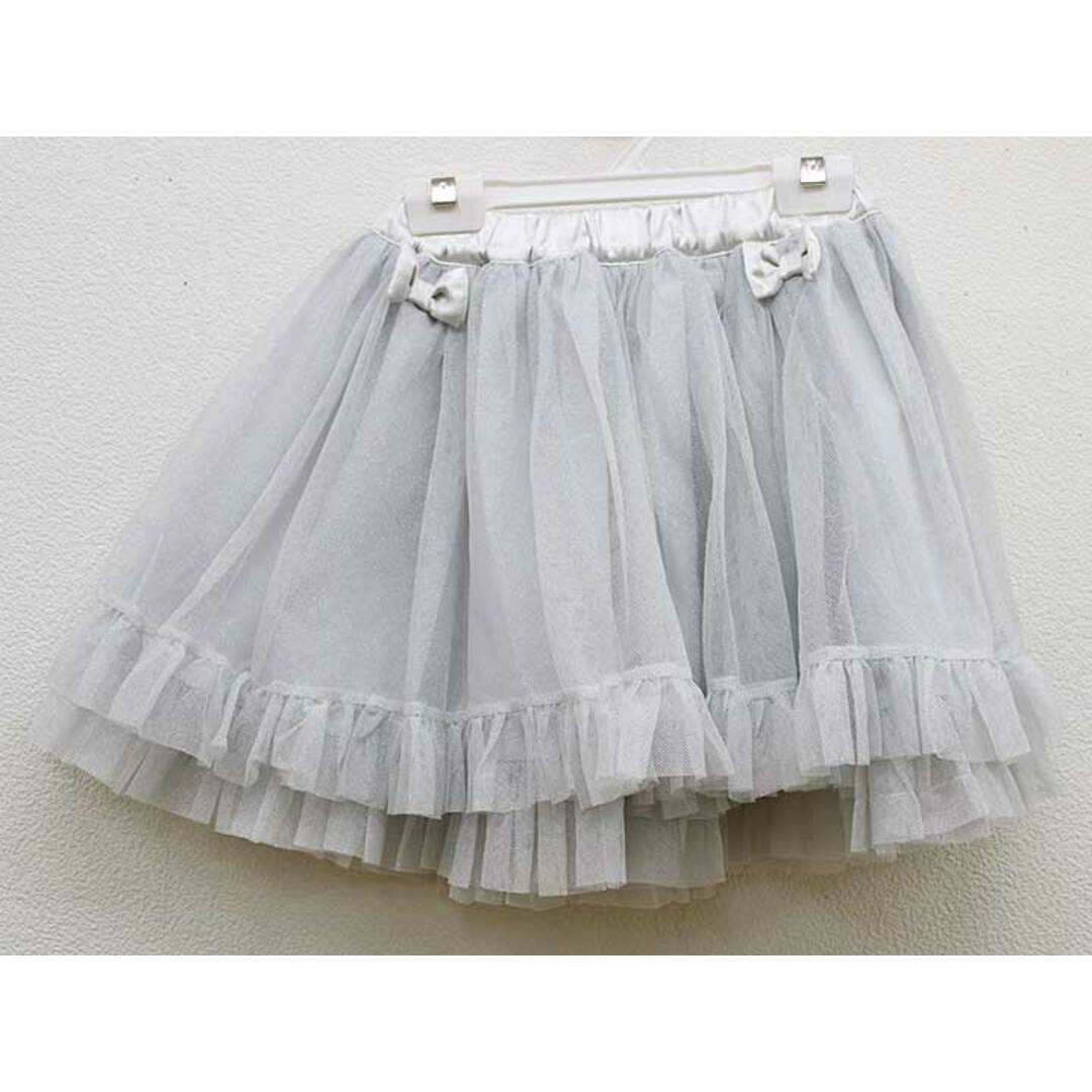 BeBe(ベベ)の【春物 新入荷!】▼ベベ/BeBe▼130cm スカート シルバー×グレー 【中古】 子供 キッズ kids 女の子 bottoms 春夏 904042 キッズ/ベビー/マタニティのキッズ服女の子用(90cm~)(スカート)の商品写真