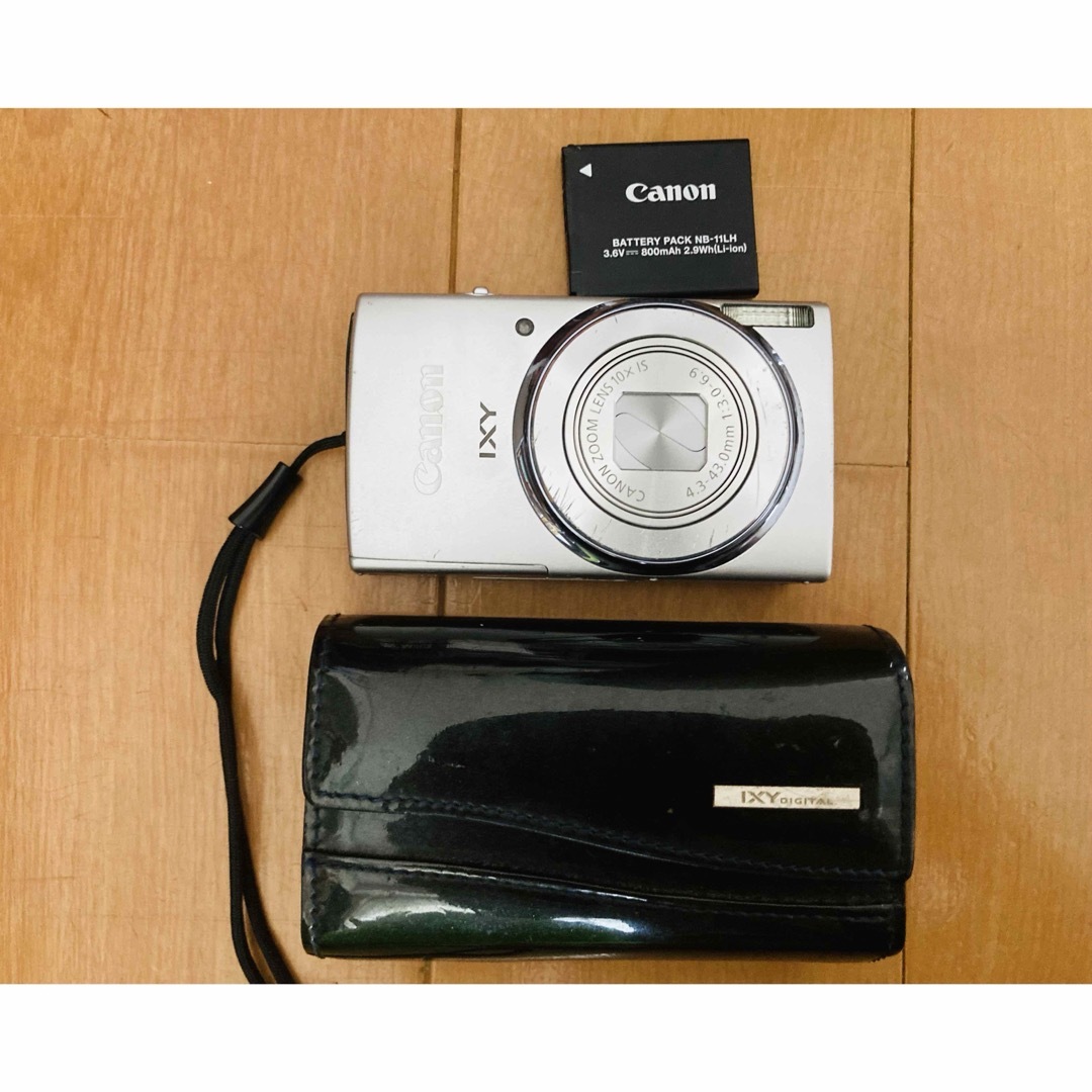 Canon(キヤノン)のデジカメ　Canon IXY140  スマホ/家電/カメラのカメラ(コンパクトデジタルカメラ)の商品写真