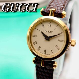 グッチ(Gucci)の美品！GUCCI サイドシェリーライン ゴールド レディース腕時計 654(腕時計)