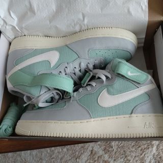 ナイキ(NIKE)のNIKE　AIR　FORCE1 MID'07 LX 　新品未使用(スニーカー)