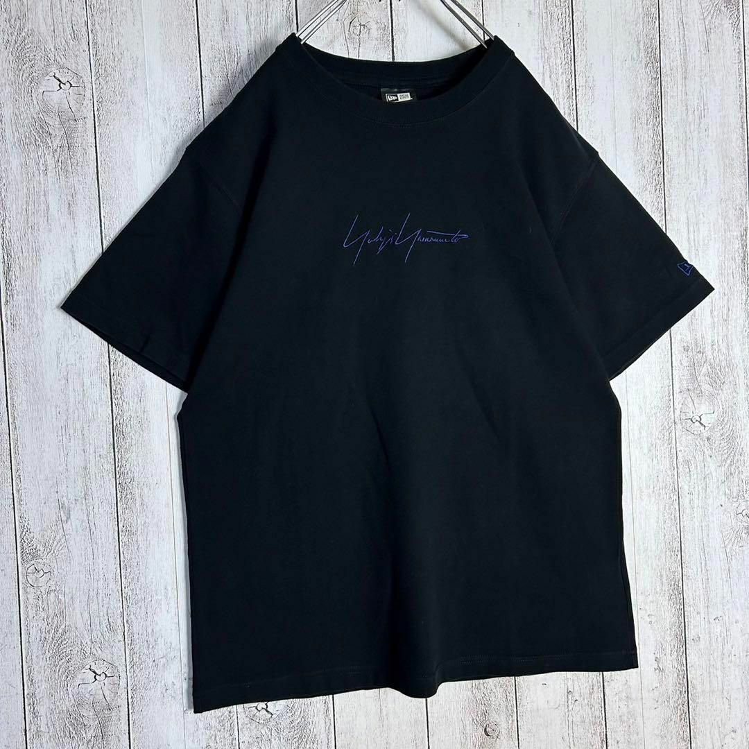 Yohji Yamamoto(ヨウジヤマモト)の【超人気デザイン】ヨウジヤマモト×ニューエラ☆センター刺繍ロゴ入りTシャツ メンズのトップス(Tシャツ/カットソー(半袖/袖なし))の商品写真