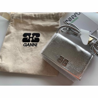 MAISON SPECIAL - ganni Bou Wallet On Strap Metallic