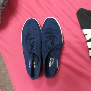 アディダス(adidas)のadidas　レディース　スニーカー　23cm(スニーカー)