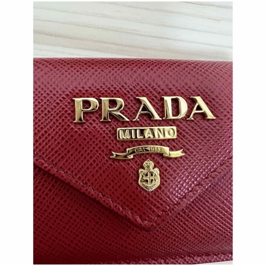 PRADA(プラダ)のPRADA プラダ 三つ折財布 レター型 財布 サフィアーノ レディースのファッション小物(財布)の商品写真