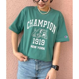 チャンピオン(Champion)のChampionロゴＴシャツ　グリーン(Tシャツ(半袖/袖なし))