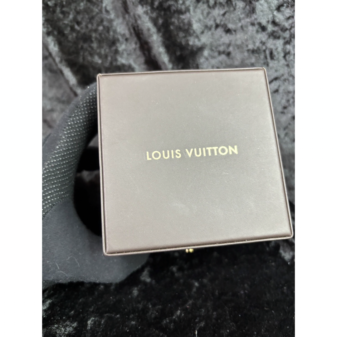 LOUIS VUITTON(ルイヴィトン)のルイヴィトン　タンブールビジュ/ダイヤ、ルビー付き、極美品/レディース/腕時計 レディースのファッション小物(腕時計)の商品写真