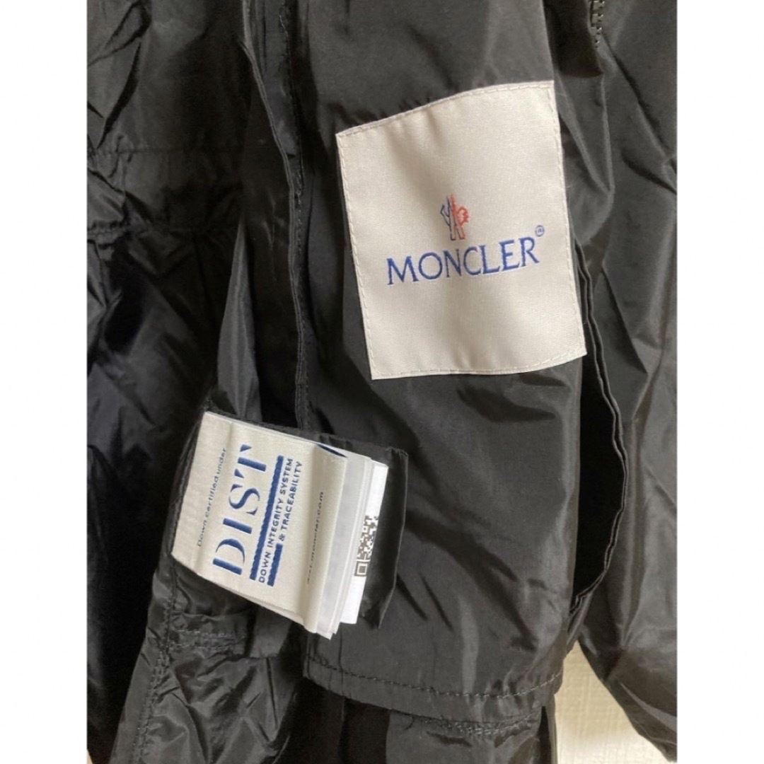 MONCLER(モンクレール)の新品　モンクレ-ル　レディースノベルティ 夏秋用 レディースのジャケット/アウター(その他)の商品写真