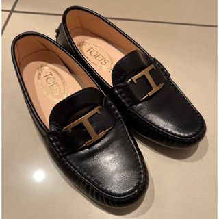 TOD'S - トッズ　tタイムレス　ゴンミーニ　35.5