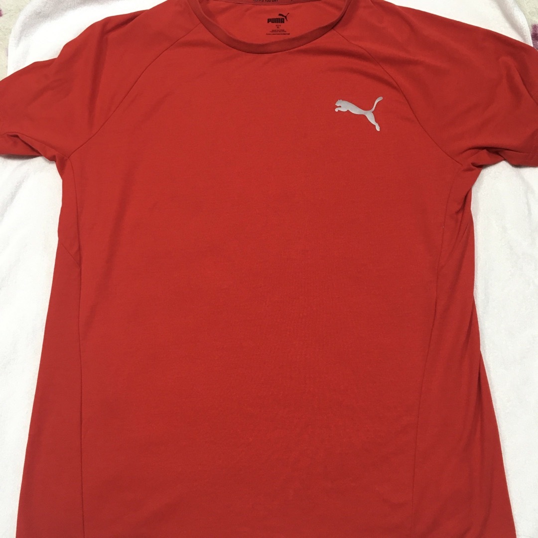 PUMA(プーマ)のプーマ　Tシャツ　メンズ メンズのトップス(Tシャツ/カットソー(半袖/袖なし))の商品写真