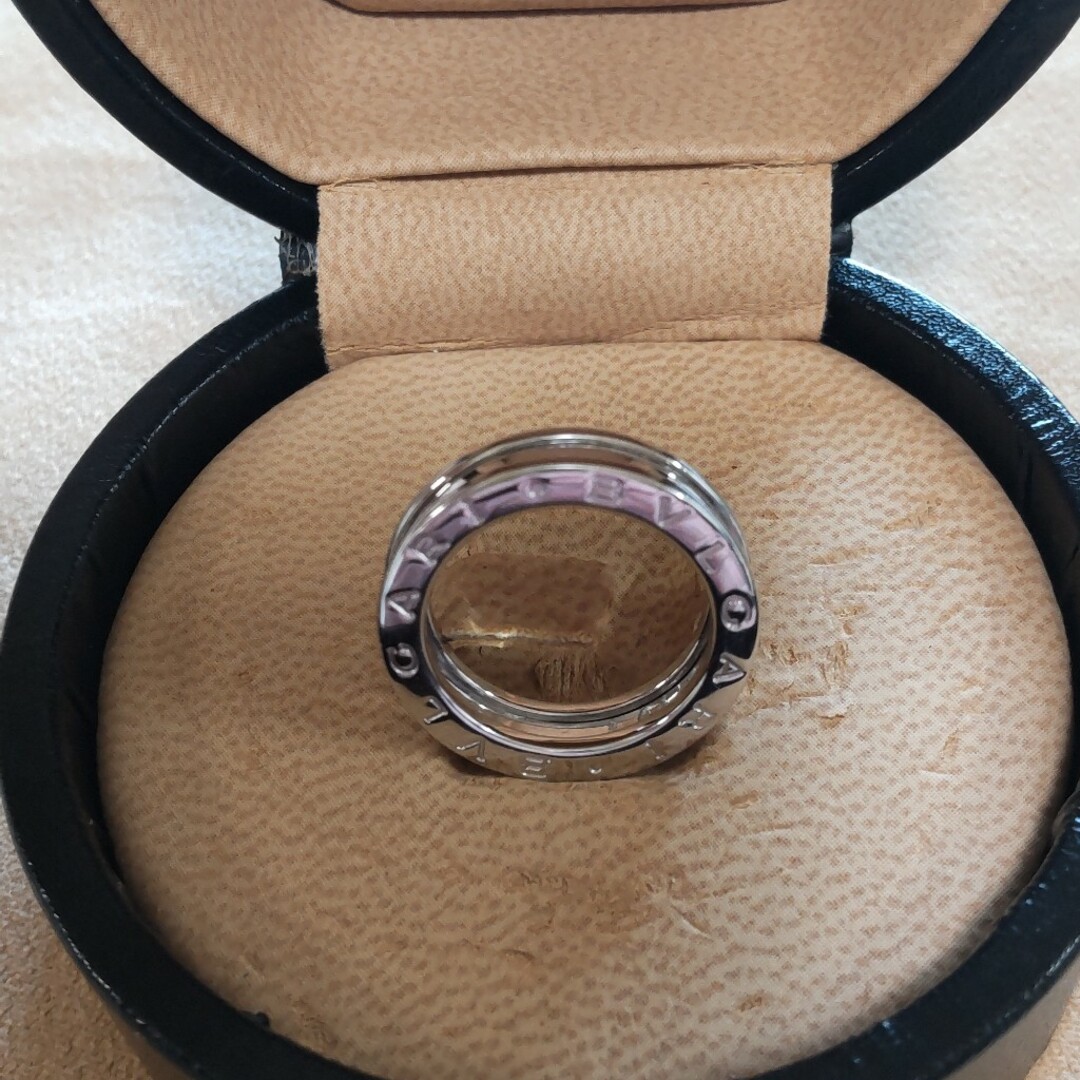 BVLGARI(ブルガリ)のBVLGARI ブルガリB-zero1 750WG/新品、仕上げ済み レディースのアクセサリー(リング(指輪))の商品写真