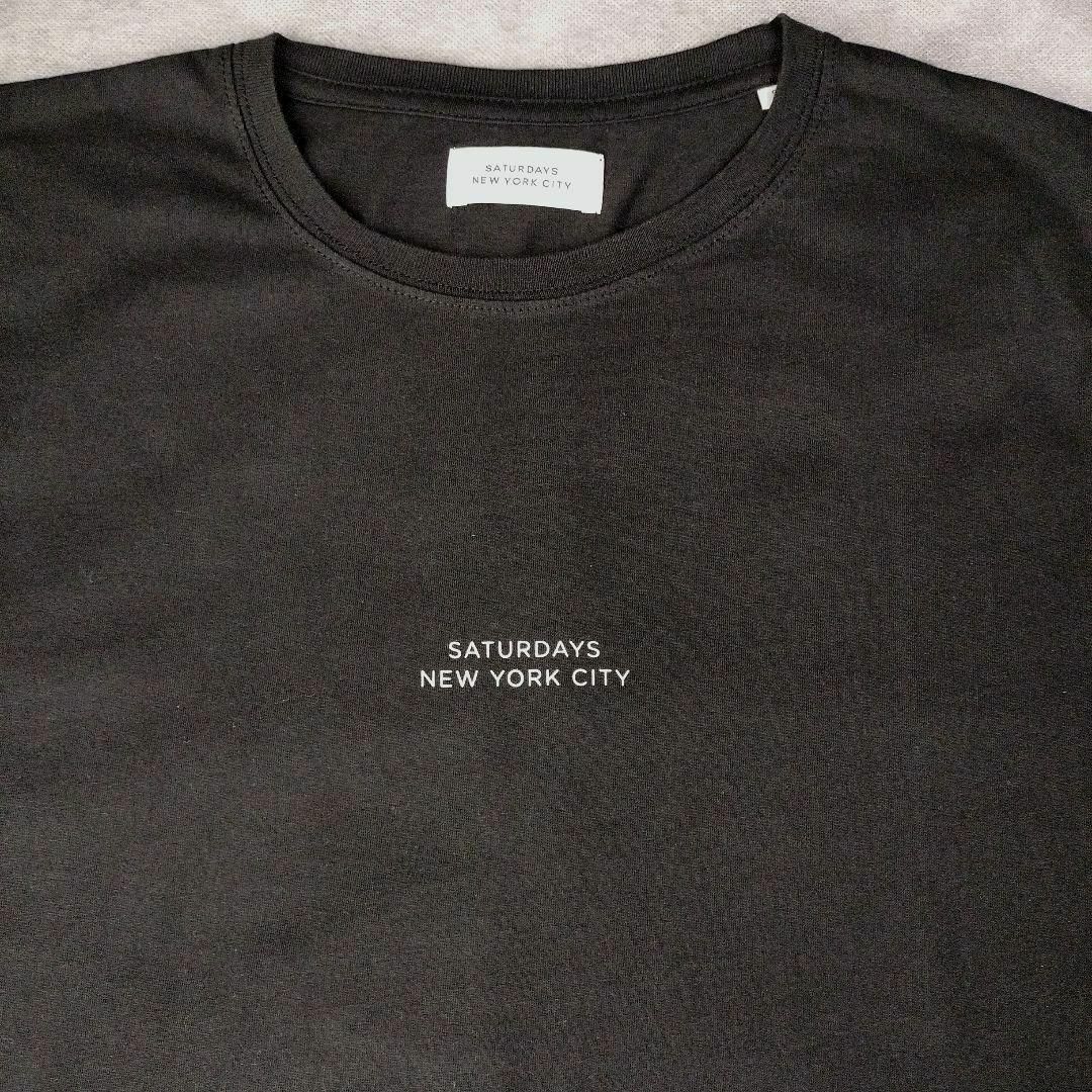 Saturdays NYC(サタデーズニューヨークシティ)の【 BLACK 】 S　Gotham Chest T-Shirt メンズのトップス(Tシャツ/カットソー(半袖/袖なし))の商品写真