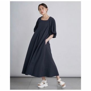 定価2.5万　エミアトリエ　コットンボリューム　ワンピース