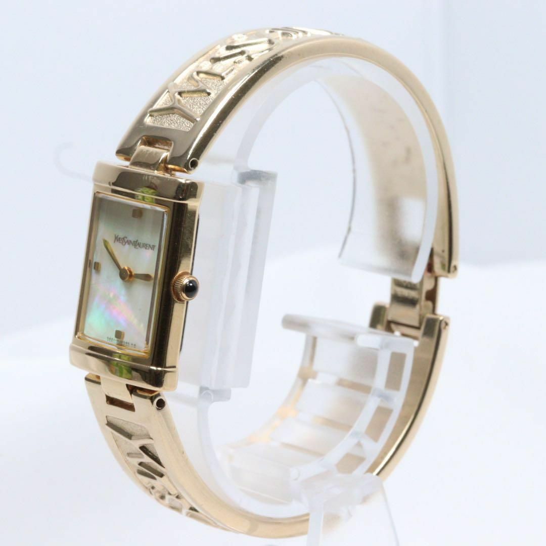 Saint Laurent(サンローラン)のサンローラン　SAINT LAURENT　バングルウォッチ　シェル　2103 レディースのファッション小物(腕時計)の商品写真