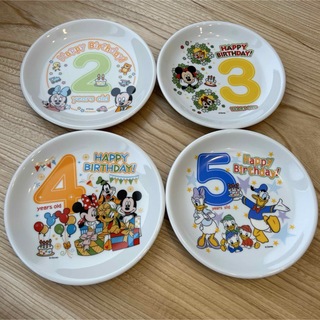 ディズニー(Disney)のディズニー誕生日プレート♡４枚セット(食器)