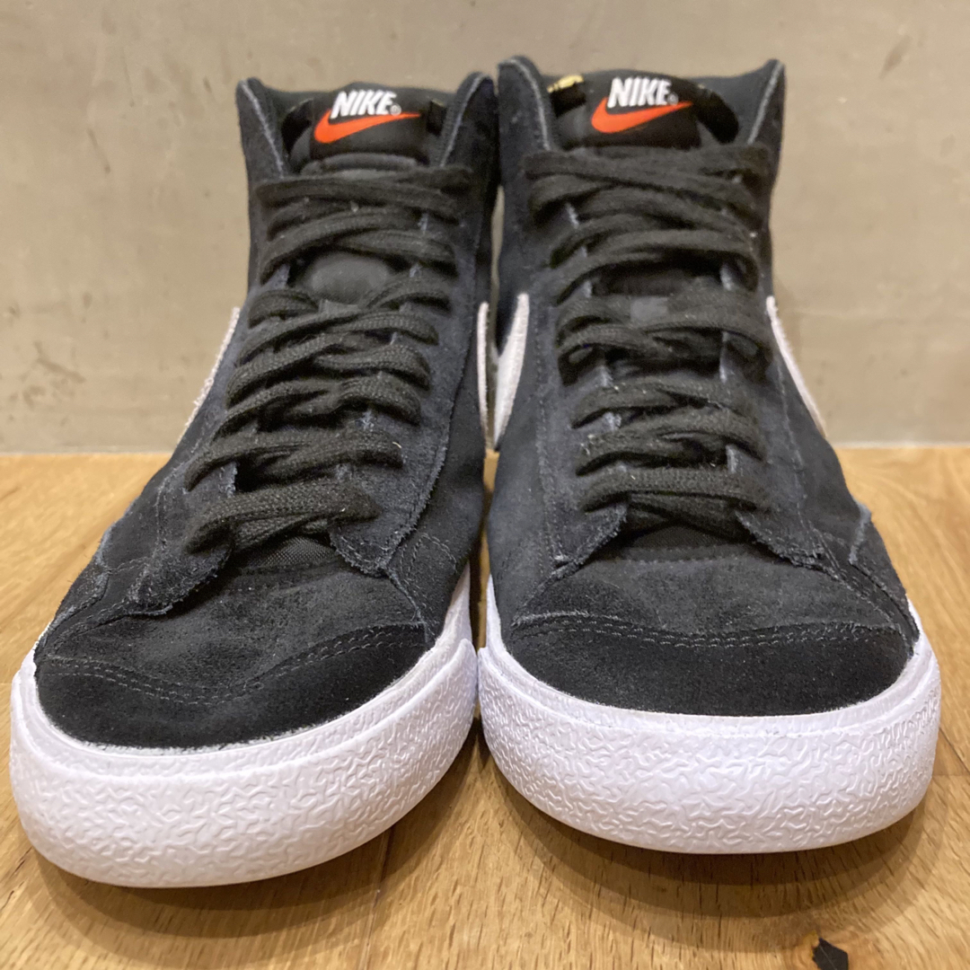 NIKE(ナイキ)のNIKE ナイキ BLAZER MID 77 SUEDE メンズ　スニーカー メンズの靴/シューズ(スニーカー)の商品写真