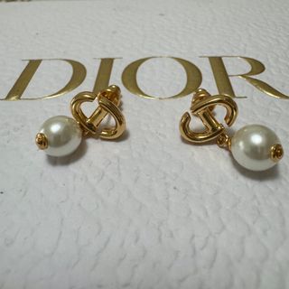 Dior - ディオール　ピアス　パールピアス DIOR