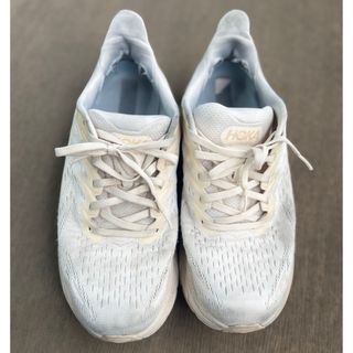 ホカオネオネ(HOKA ONE ONE)のホカオネオネ クリフトン8  サイズ27.5(スニーカー)