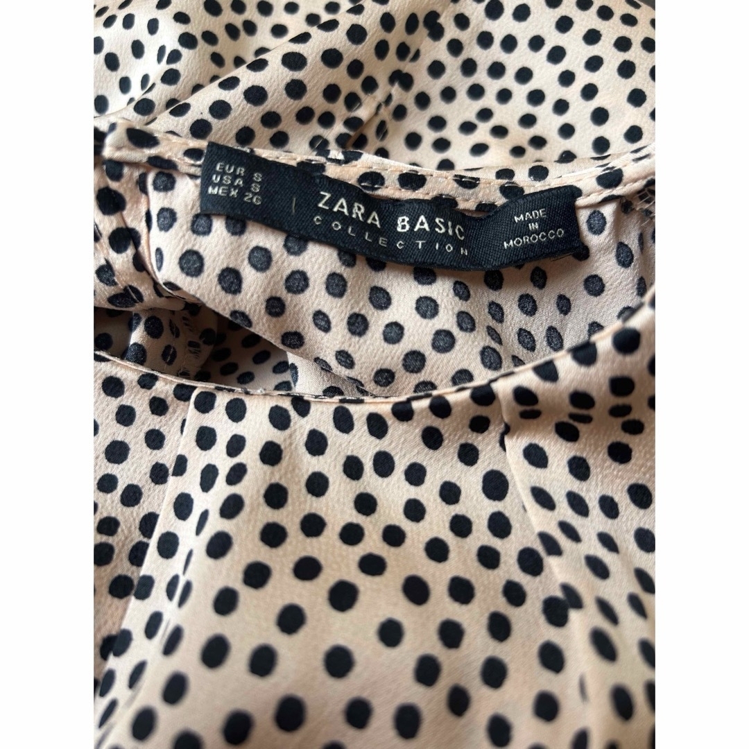 ZARA(ザラ)の【美品】ZARA 水玉ブラウス レディースのトップス(シャツ/ブラウス(長袖/七分))の商品写真